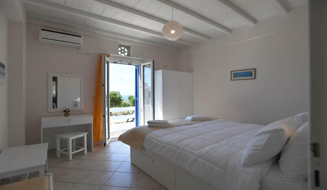 Nostos Beachfront Apartments & Studios Ájosz Joánisz Kültér fotó