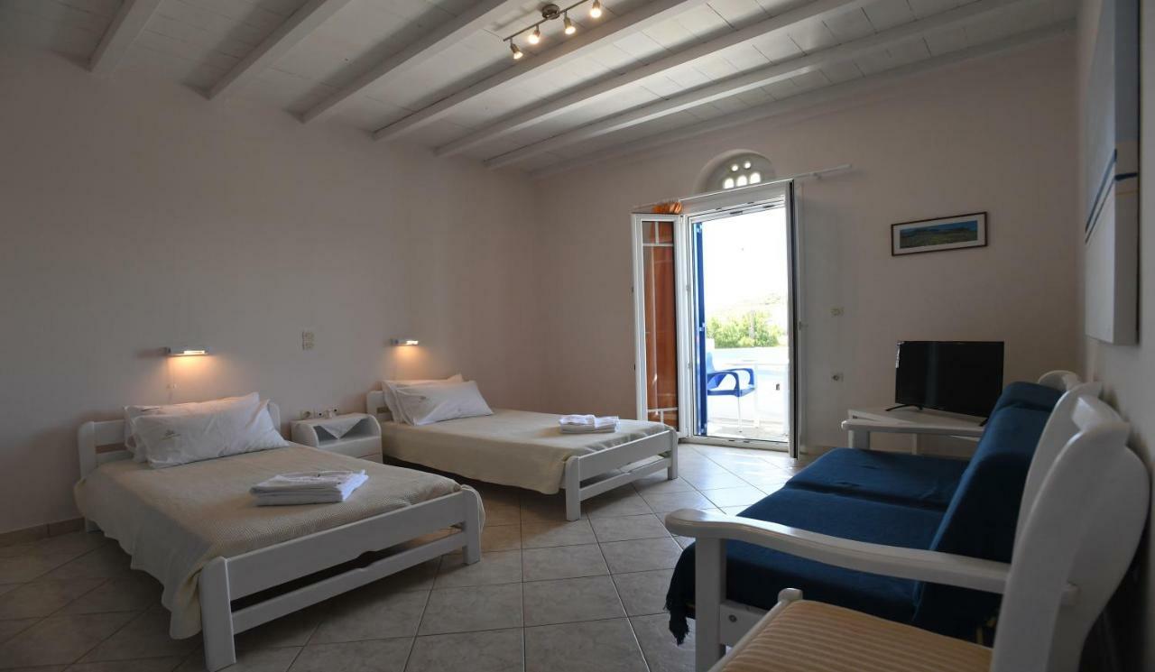 Nostos Beachfront Apartments & Studios Ájosz Joánisz Kültér fotó