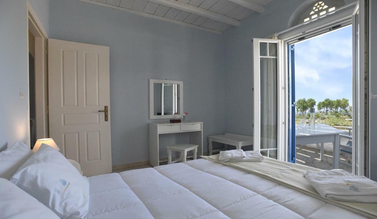 Nostos Beachfront Apartments & Studios Ájosz Joánisz Kültér fotó