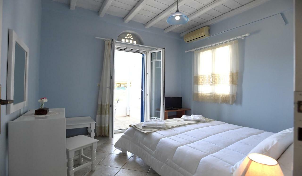 Nostos Beachfront Apartments & Studios Ájosz Joánisz Kültér fotó