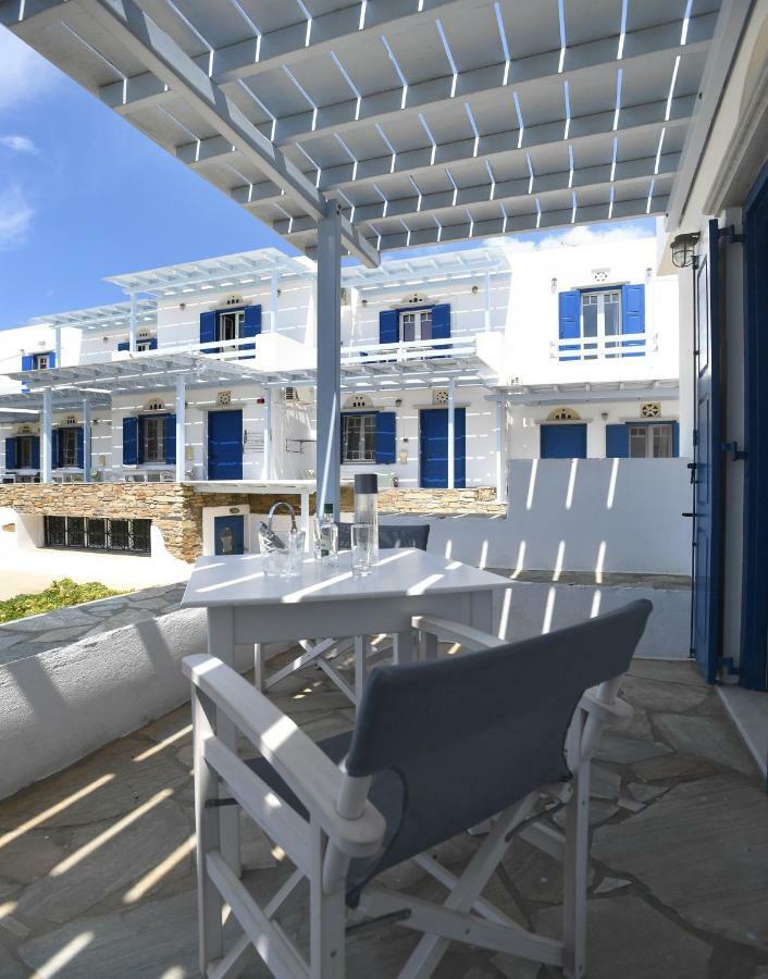 Nostos Beachfront Apartments & Studios Ájosz Joánisz Kültér fotó
