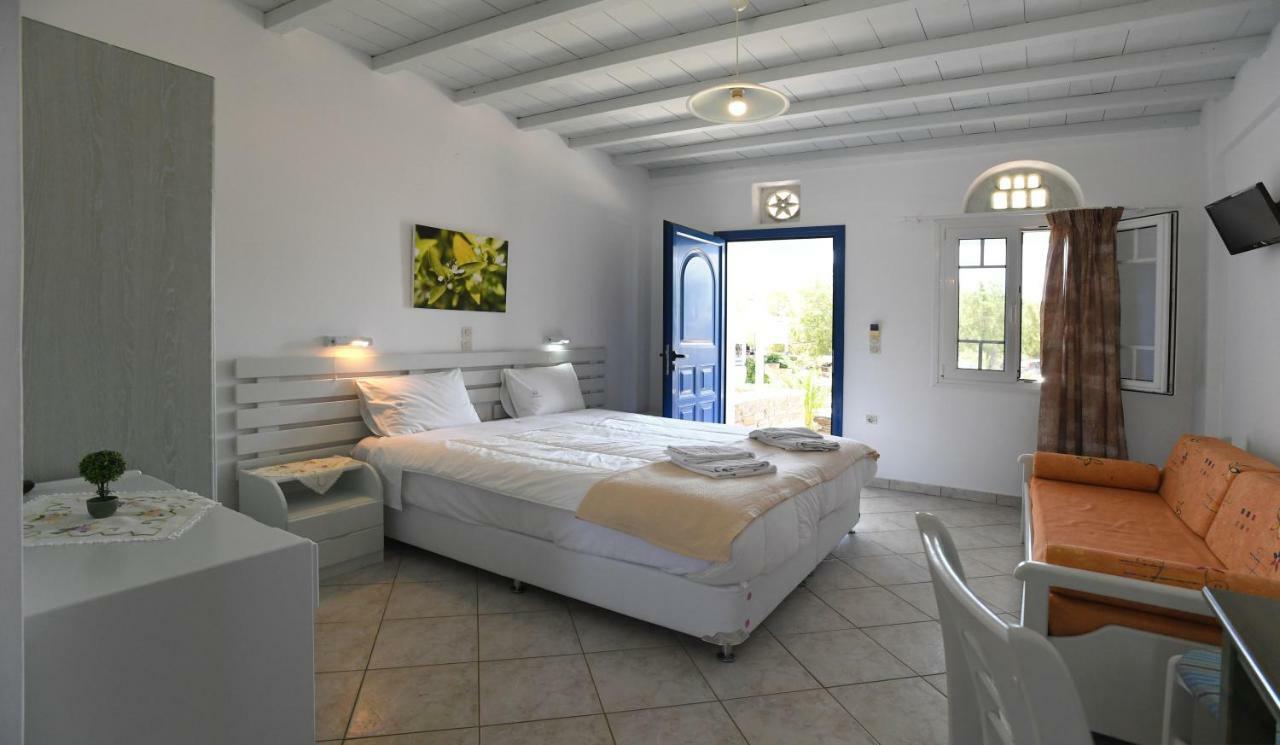Nostos Beachfront Apartments & Studios Ájosz Joánisz Kültér fotó